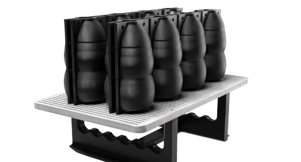 在Nexa3D NXE 400上使用Henkel的xPEEK147-Black材料，進(jìn)行3D打印制作瓶子模具