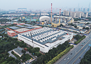 百兆瓦級大連液流電池儲能調(diào)峰電站并網(wǎng)發(fā)電1.jpg